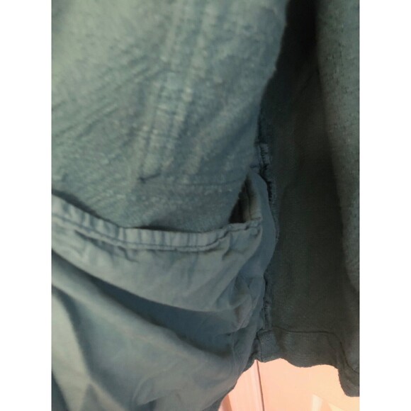 Standard Cloth Heavy Shirt Green with Pockets Medium Buttons - Picture 4 of 7